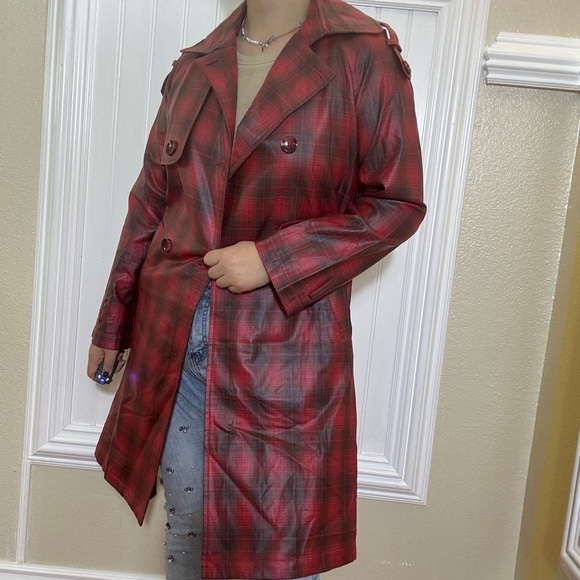 Stylish Red Plaid Women's Trench Coat NWOT - Picture 2 of 7